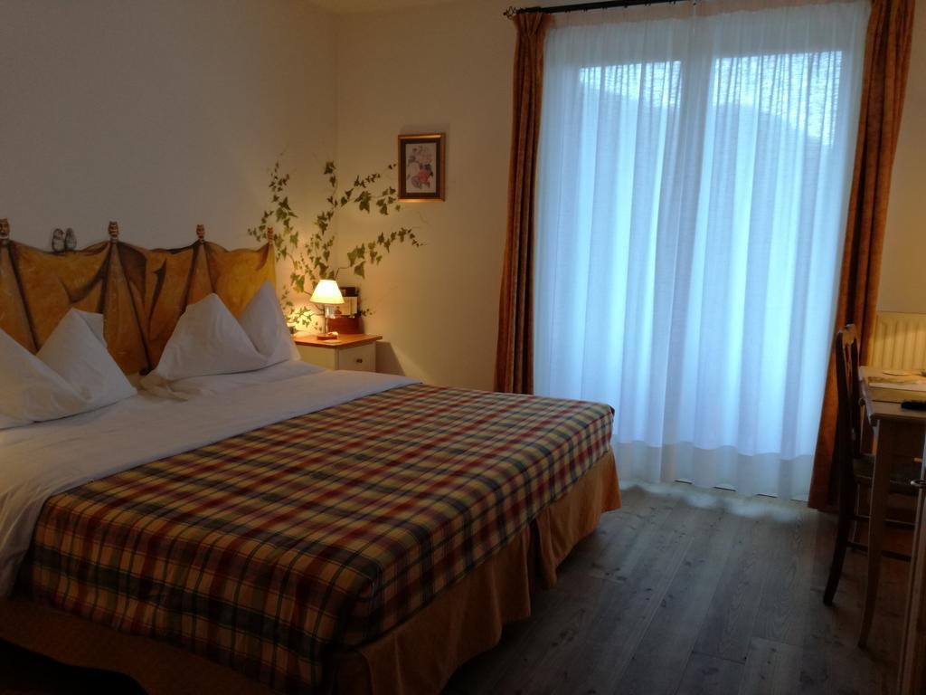 Hotel Ca' Del Bosco Сельва-ді-Кадоре Екстер'єр фото