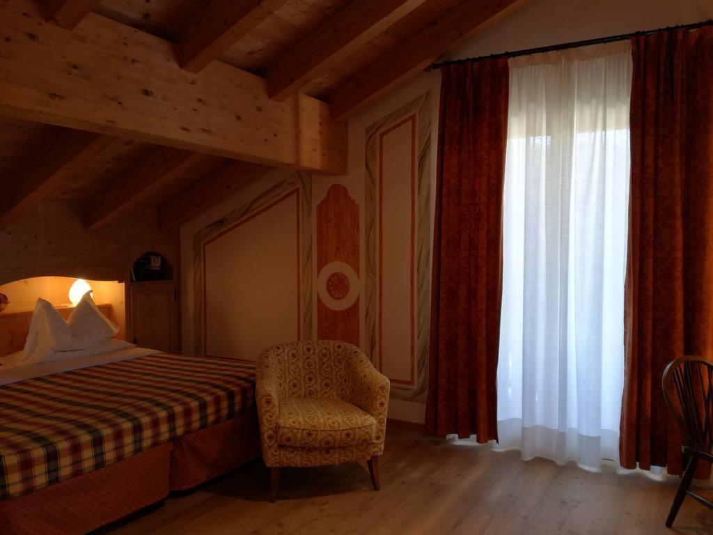 Hotel Ca' Del Bosco Сельва-ді-Кадоре Екстер'єр фото