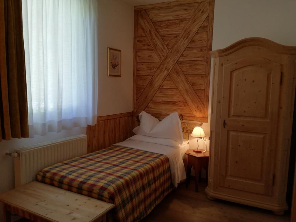 Hotel Ca' Del Bosco Сельва-ді-Кадоре Екстер'єр фото