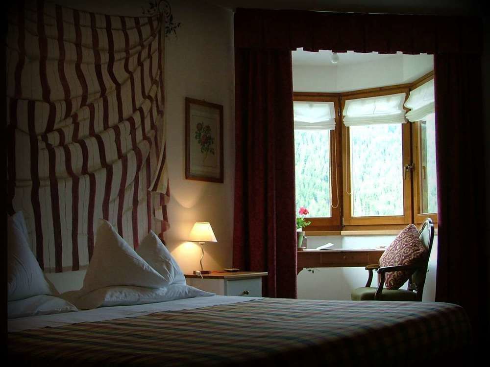 Hotel Ca' Del Bosco Сельва-ді-Кадоре Екстер'єр фото